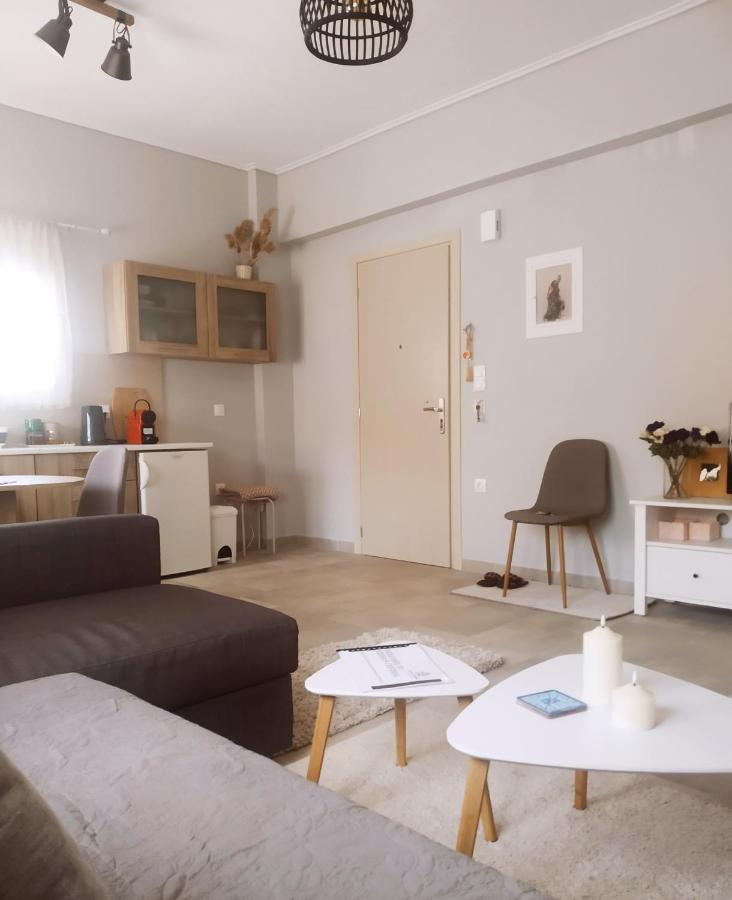 Xrysa'S Central City Apartment Mesolóngion المظهر الخارجي الصورة