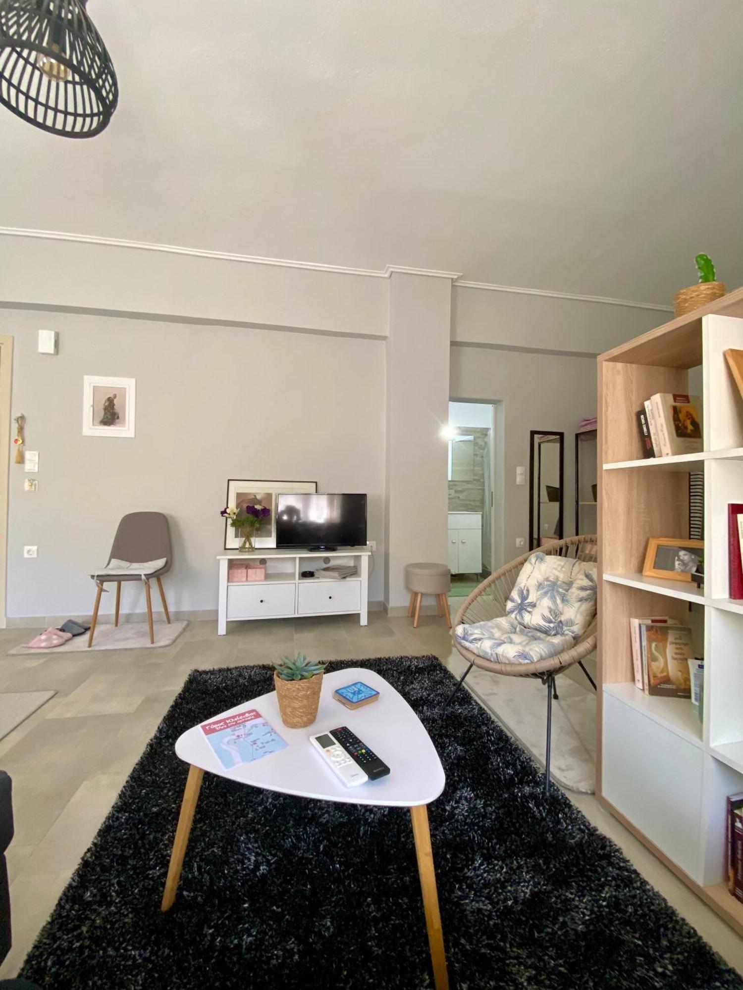 Xrysa'S Central City Apartment Mesolóngion المظهر الخارجي الصورة