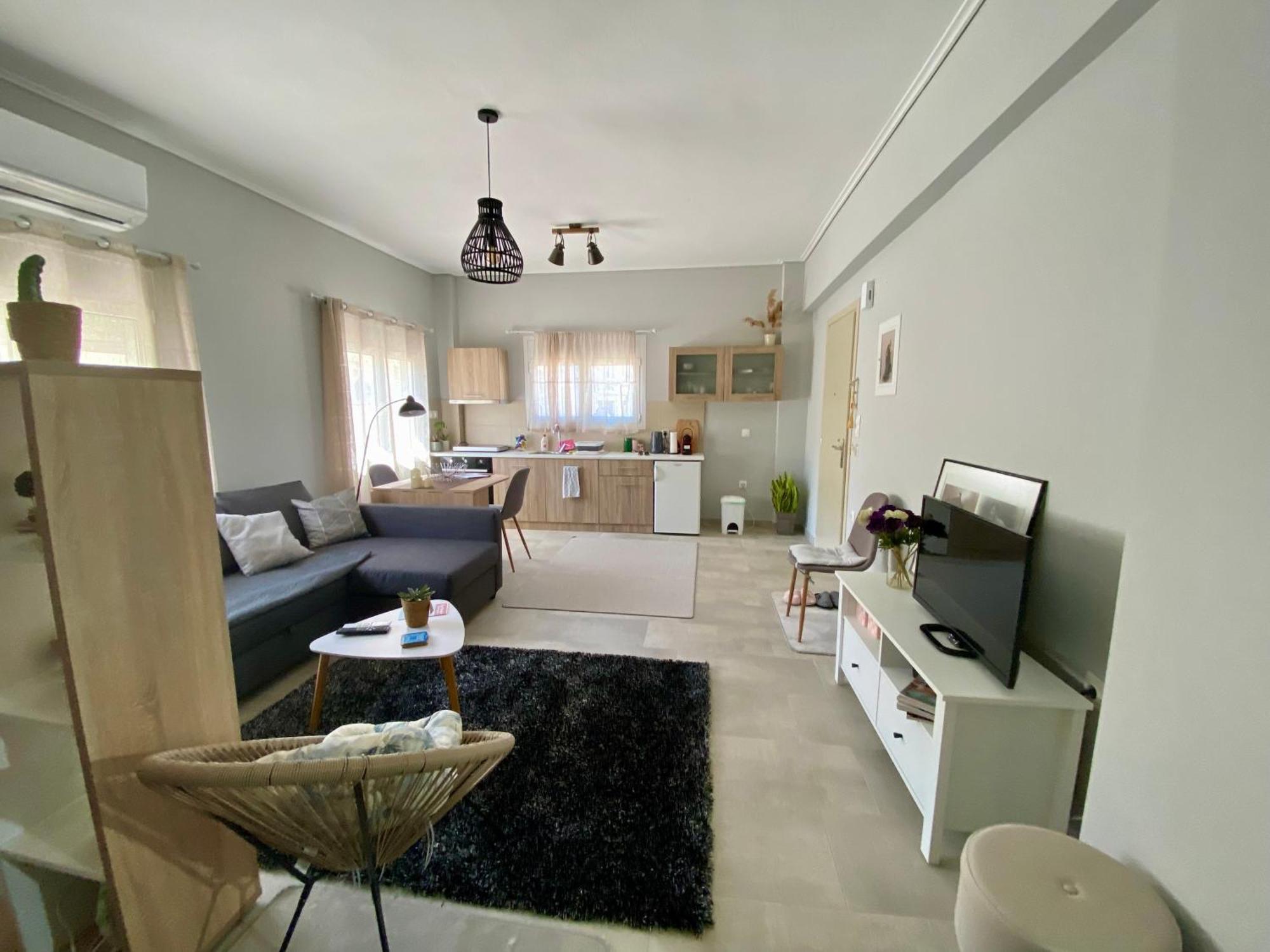 Xrysa'S Central City Apartment Mesolóngion المظهر الخارجي الصورة